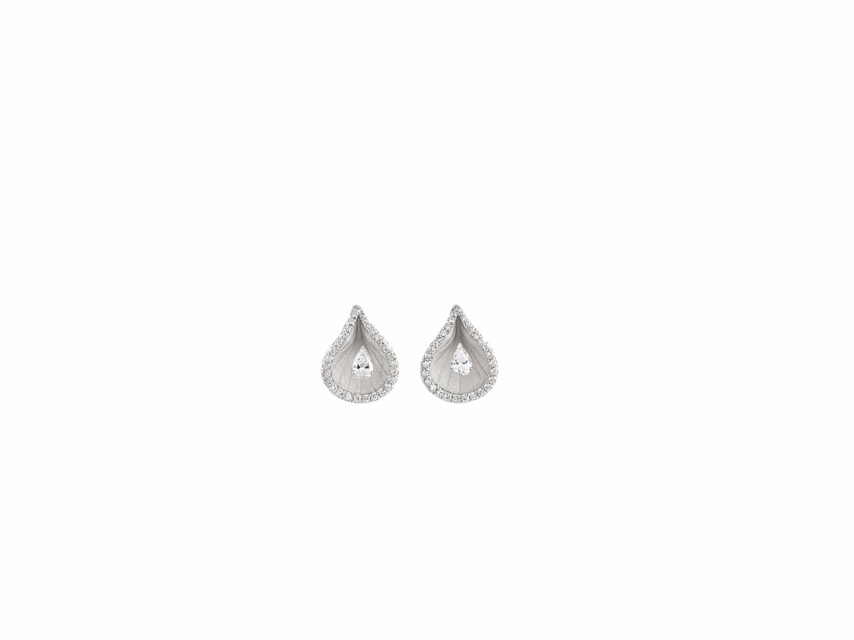 18K White Gold Diamond Earrings